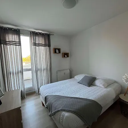 Duplex Urbain Spacieux A Compiègne