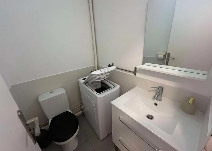 Апартаменты Duplex Urbain Spacieux A *