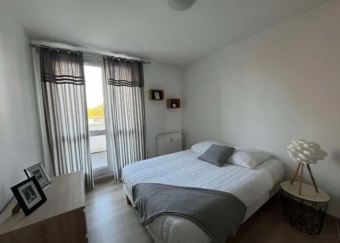 Duplex Urbain Spacieux A Компьень